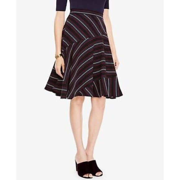 Ann Taylor Black Swirl Skirt Tulip Stiped Red Cream Gray Career Wear Sexy Fun Fl - Picture 11 of 13